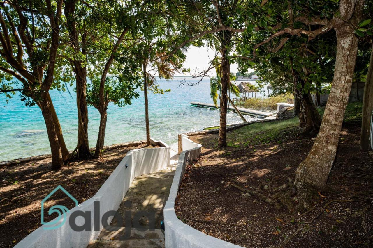 Villa Xtohil With Private Access To The Magic 7 Colors Lagoon バカラル エクステリア 写真