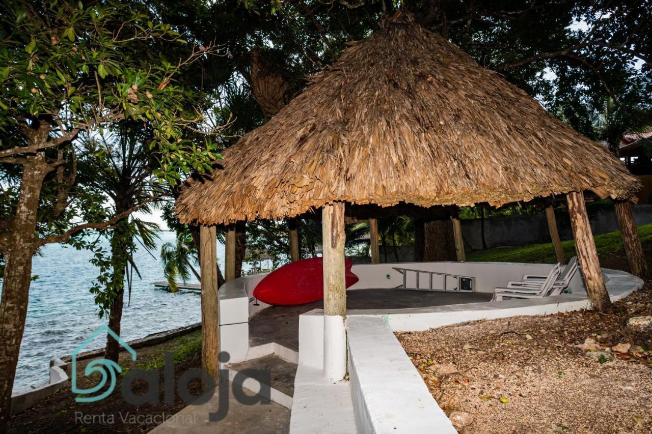 Villa Xtohil With Private Access To The Magic 7 Colors Lagoon バカラル エクステリア 写真