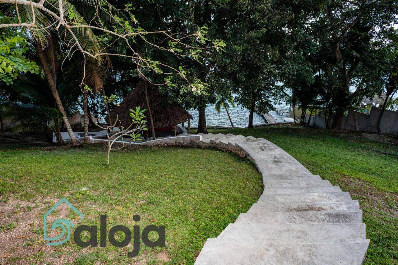 Villa Xtohil With Private Access To The Magic 7 Colors Lagoon バカラル エクステリア 写真