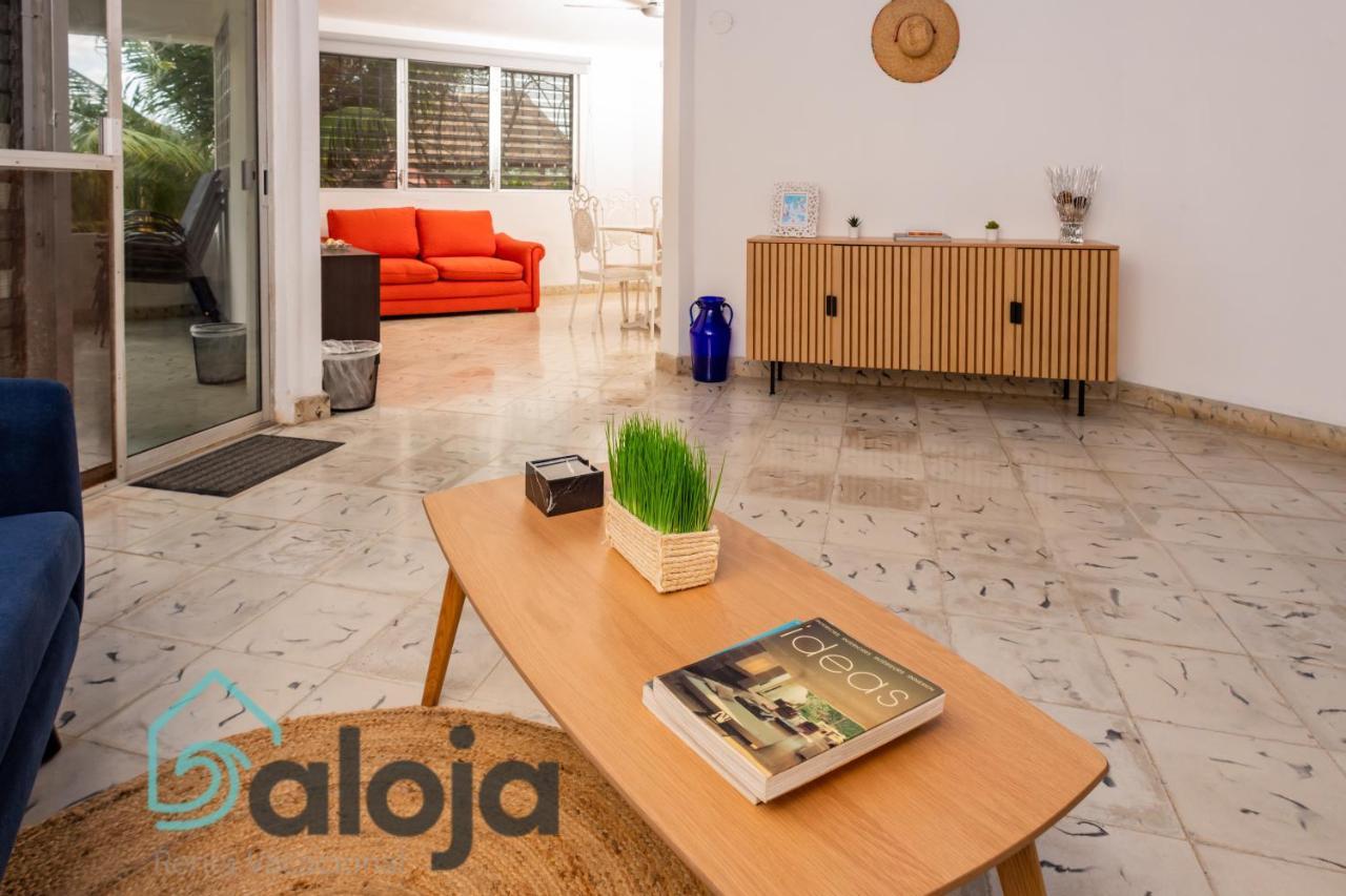 Villa Xtohil With Private Access To The Magic 7 Colors Lagoon バカラル エクステリア 写真